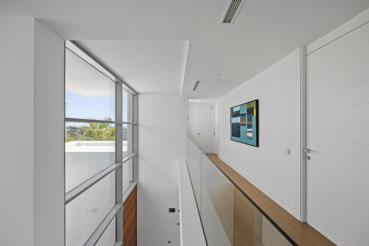 Eriksson Homes Luxury 8 Guest Sea Views Villa Marbella