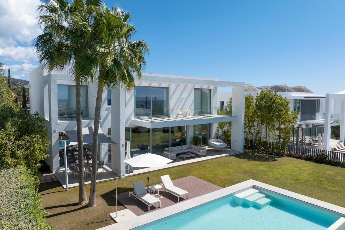 Villa Eriksson Homes Luxury 8 Guest Sea Views *