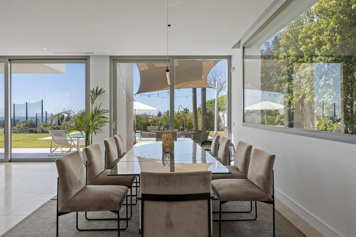 Eriksson Homes Luxury 8 Guest Sea Views *