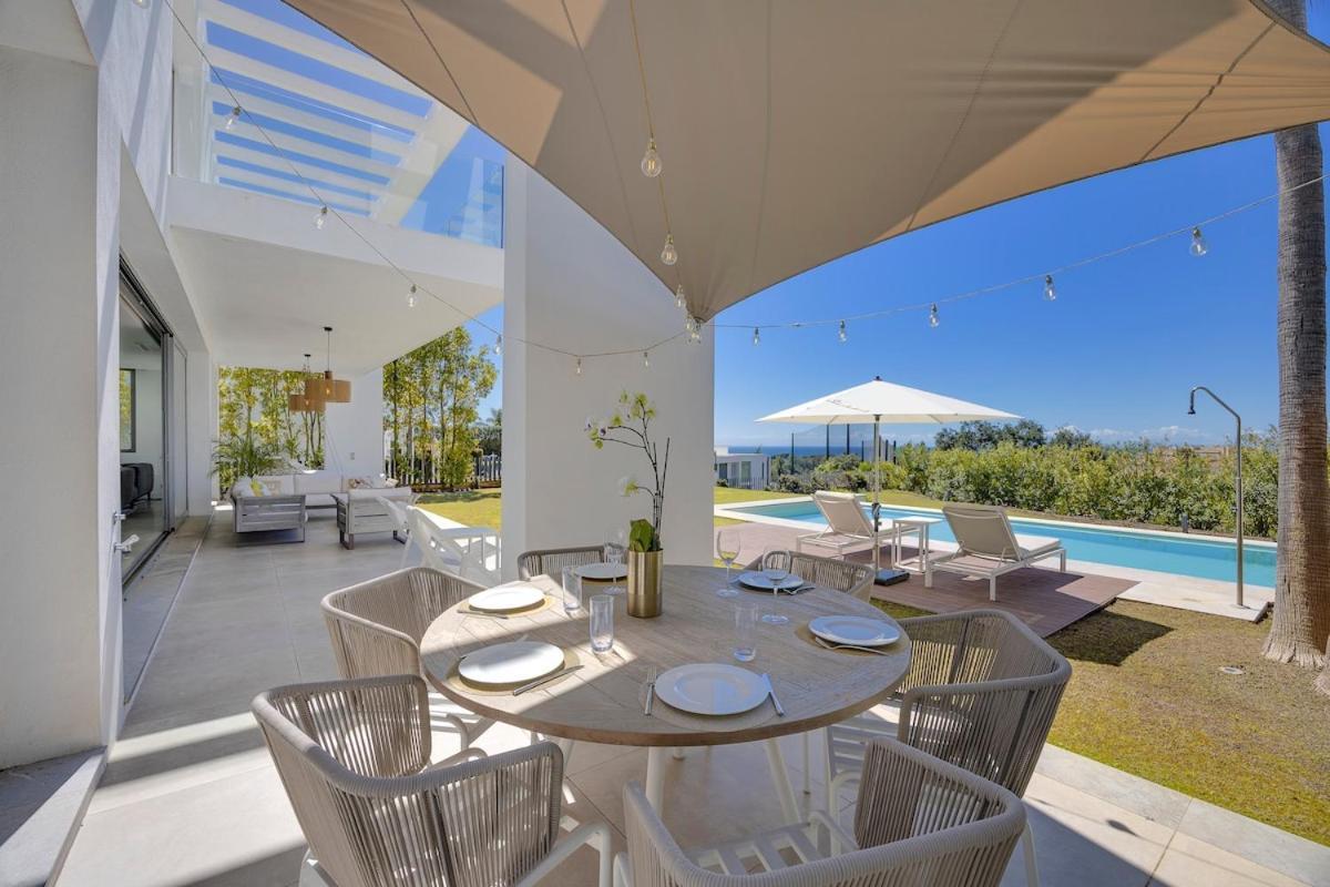 Villa Eriksson Homes Luxury 8 Guest Sea Views *